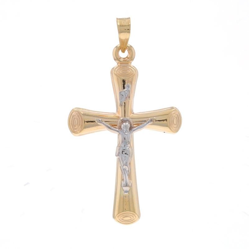 Ciondolo croce in oro giallo 14k Crocifisso in vendita