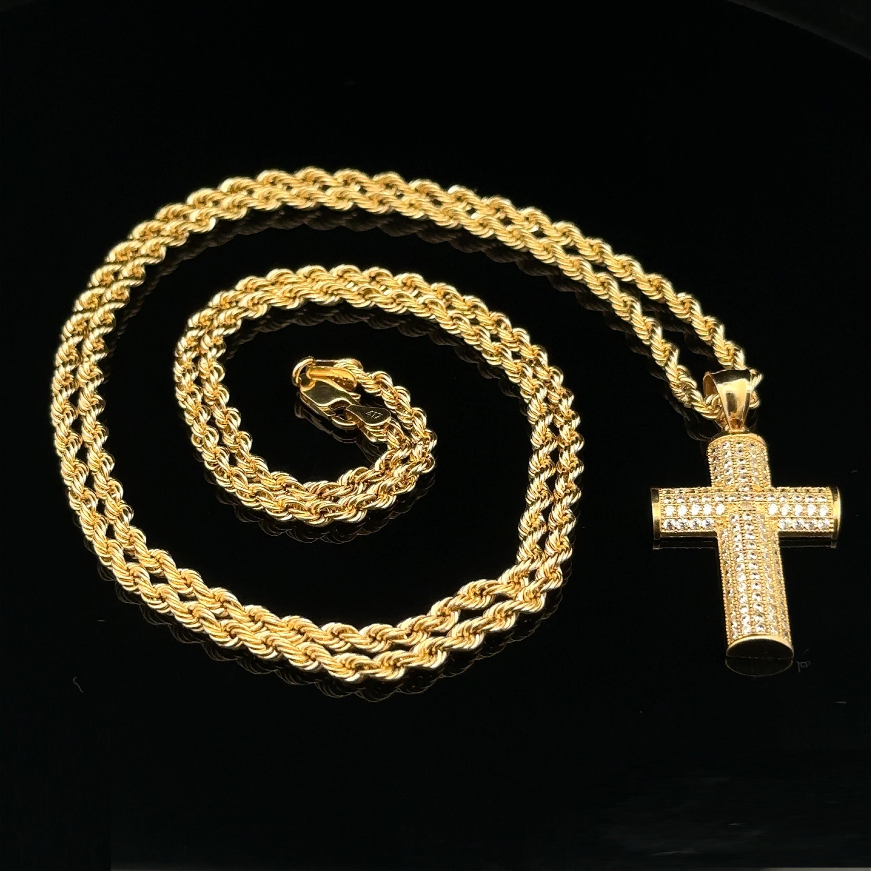 Pendentif Croix en or jaune sur longue chaîne en corde de 2,9 mm en vente 2