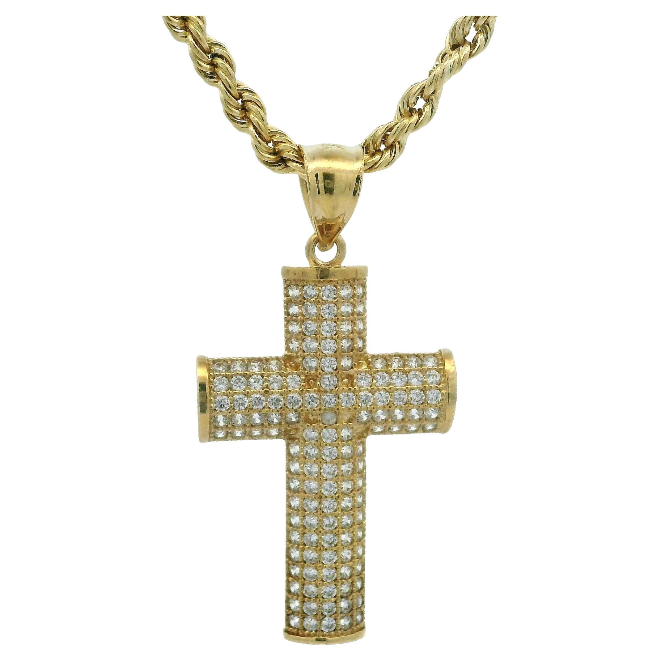Pendentif Croix en or jaune sur longue chaîne en corde de 2,9 mm