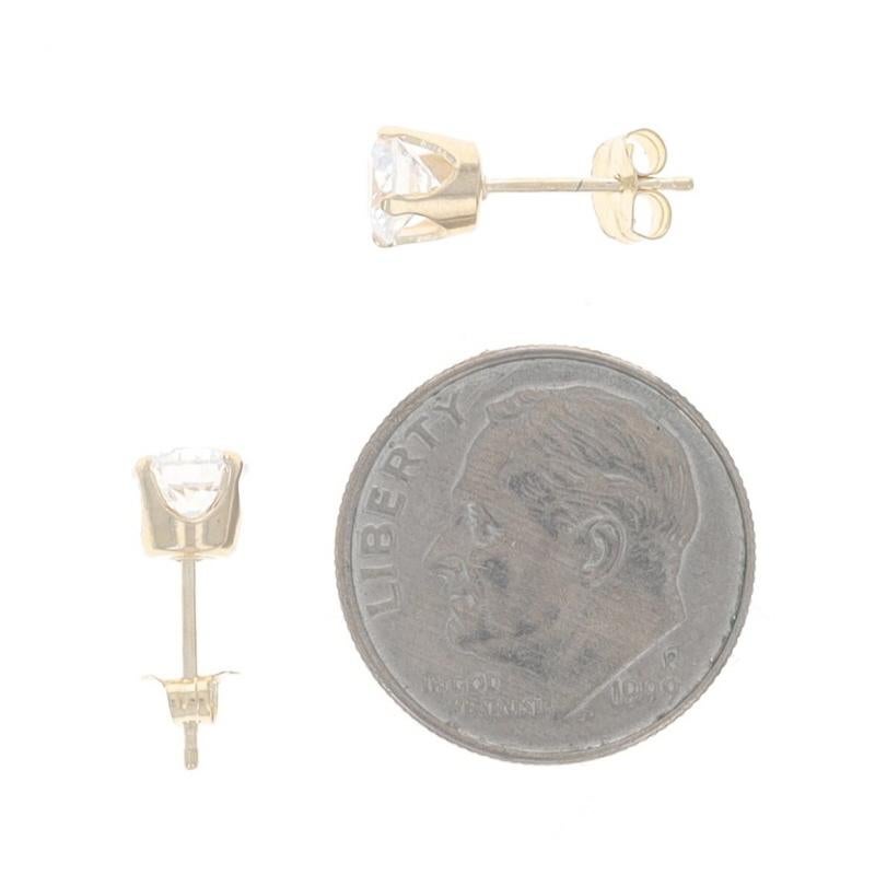 De las mujeres Yellow Gold Cubic Zirconia Stud Earrings - 14k Round Brilliant 1.00ctw Pierced en venta