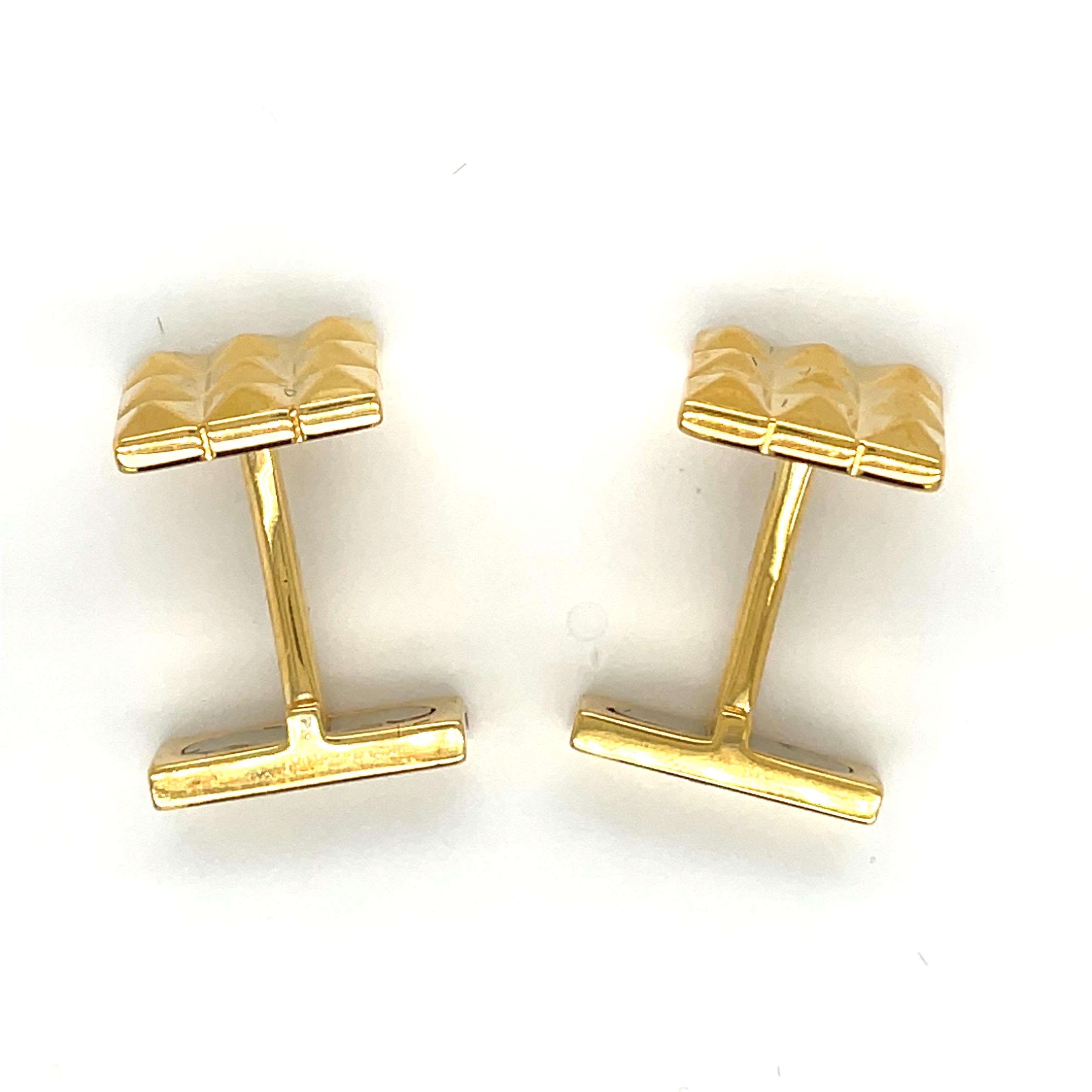 Yellow Gold Cufflinks  In New Condition For Sale In Monte-Carlo, MC