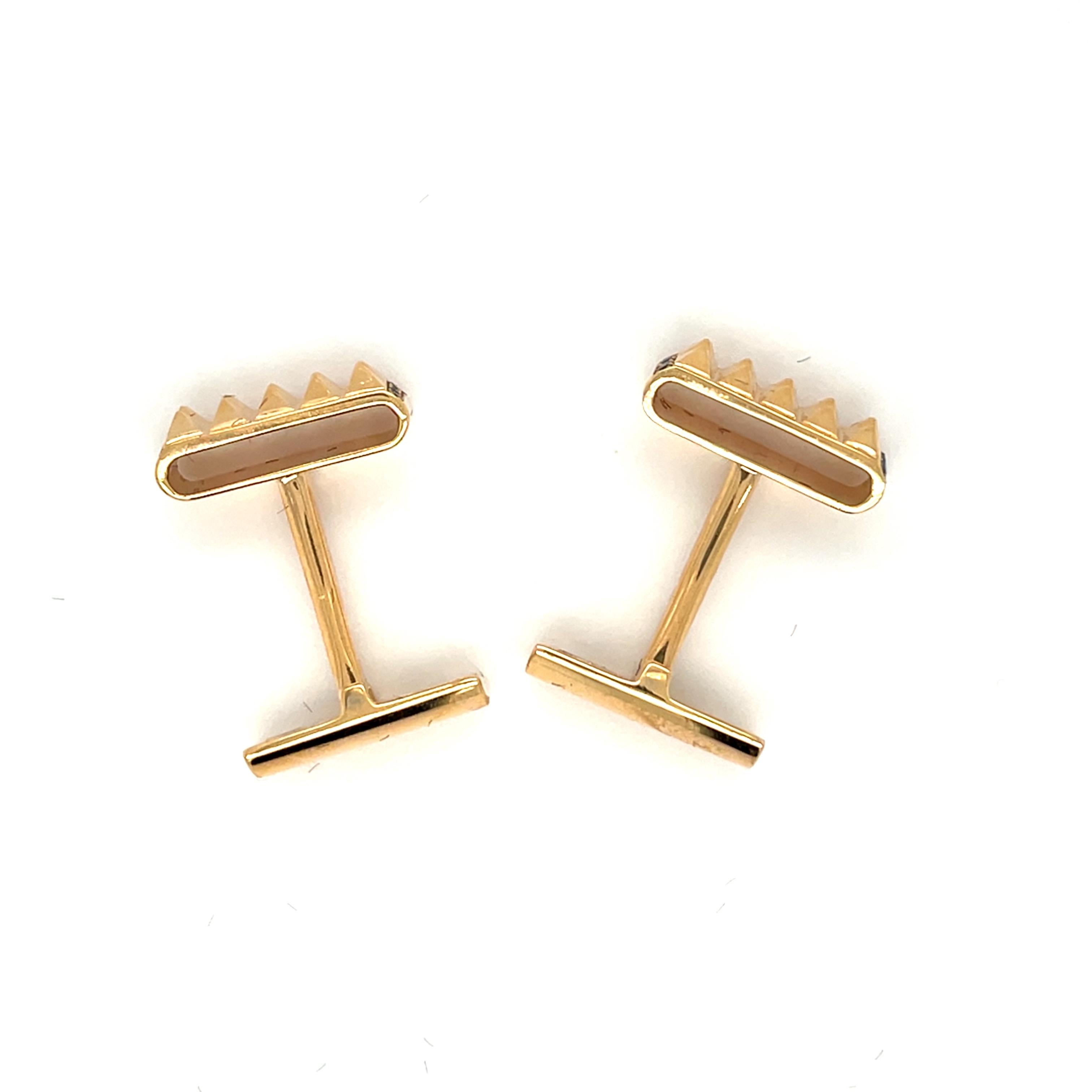 Square Cut Yellow Gold Cufflinks For Sale