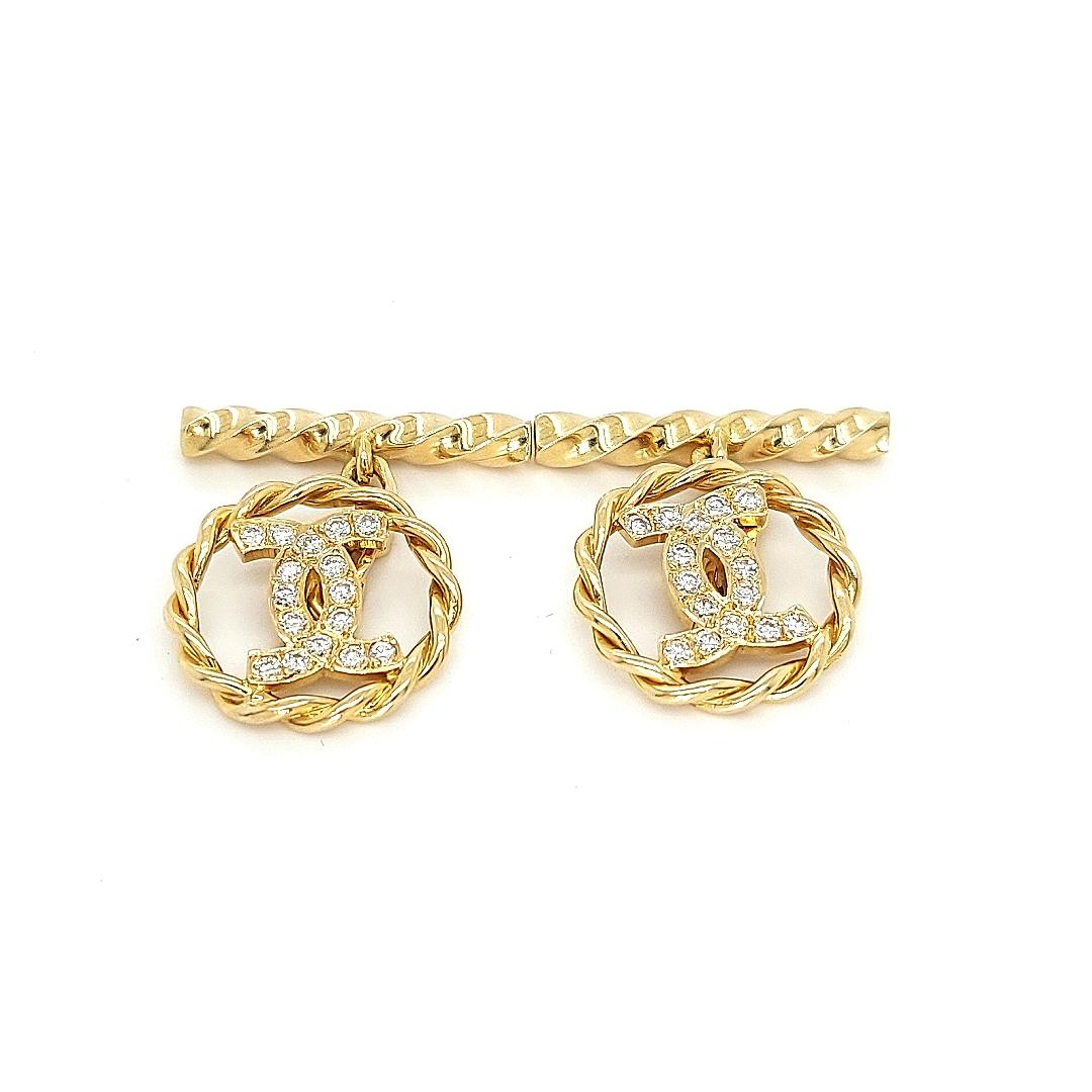 Women's or Men's 18kt Yellow Gold Cufflinks with CC Monogram, Knot Design, with 0.72ct Diamonds For Sale