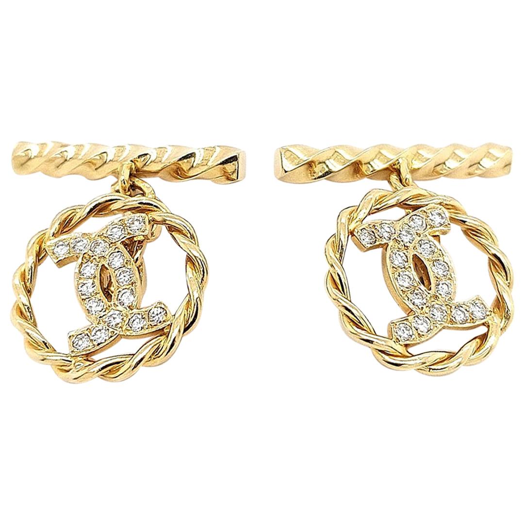 18kt Yellow Gold Cufflinks with CC Monogram, Knot Design, with 0.72ct Diamonds For Sale