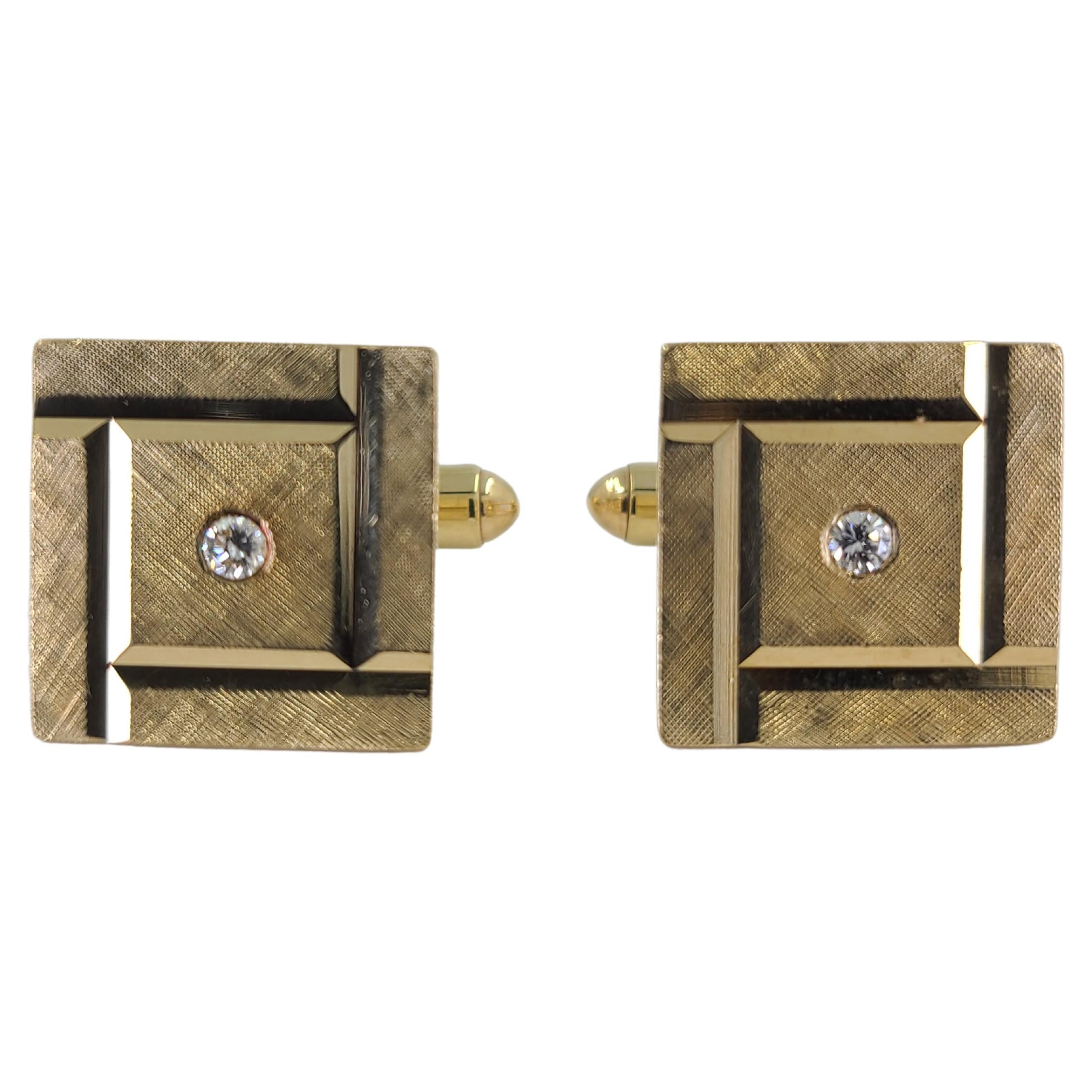 Yellow Gold Cufflinks with Diamond Center & Florentine Engraved Finish For Sale