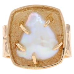 Yellow Gold Cultured Baroque Pearl Cocktail Solitaire Ring - 14k