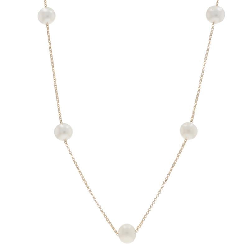 Metal Content: 14k Yellow Gold

Stone Information

Cultured Freshwater Pearls

Chain Style: Cable
Fastening Type: Lobster Claw Clasp

Measurements

Chain Width: 1/16