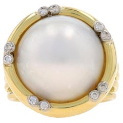 Yellow Gold Cultured Mabe Pearl & Diamond Ring - 18k .12ctw