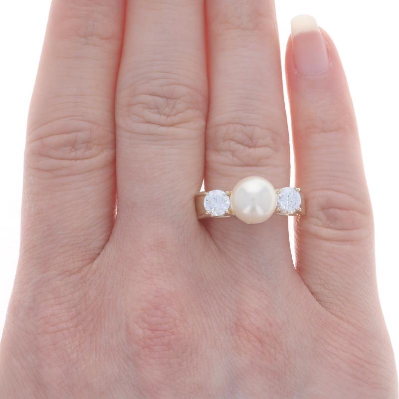 Bead Yellow Gold Cultured Pearl & Cubic Zirconia Ring - 14k 1.00ctw For Sale