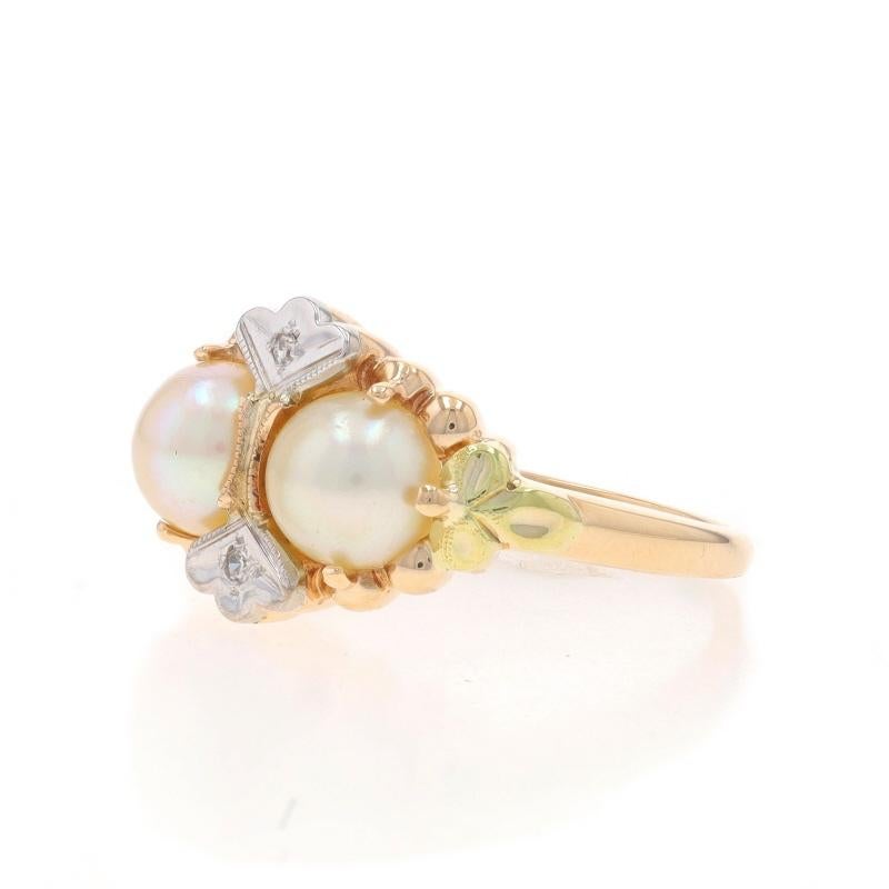Yellow Gold Cultured Pearl & Diamond Ring - 10k Two-Stone Milgrain Sz 5 1/2 In Excellent Condition For Sale In Greensboro, NC