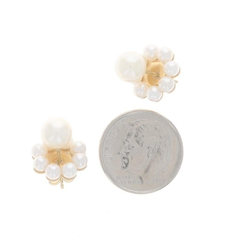 Boucles d'oreilles perles de culture en or jaune - clous d'oreilles en or 14 carats avec halo de veste Excellent état - En vente à Greensboro, NC