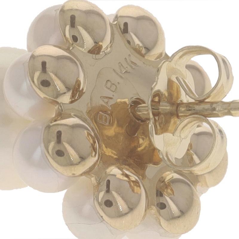 Boucles d'oreilles perles de culture en or jaune - clous d'oreilles en or 14 carats avec halo de veste Pour femmes en vente