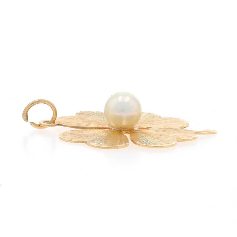 Vierblatt- Kleeblatt- Solitär-Anhänger aus Gelbgold mit Zuchtperlen 14k Lucky Shamrock (Perle)