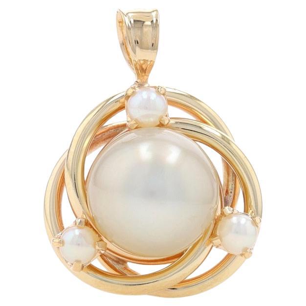 Yellow Gold Cultured Pearl Pendant - 14k Intertwined Circle Trio For Sale