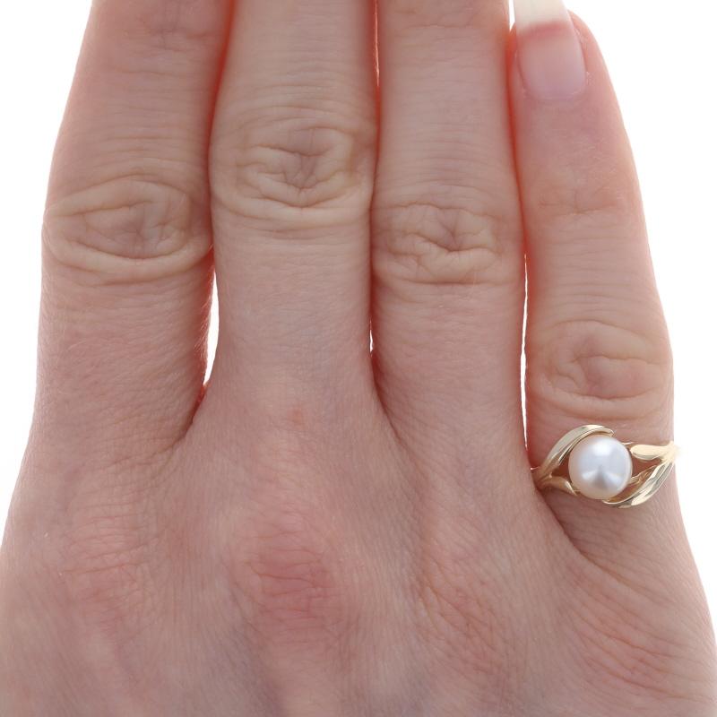 Bead Yellow Gold Cultured Pearl Solitaire Bypass Ring - 14k Leaves For Sale