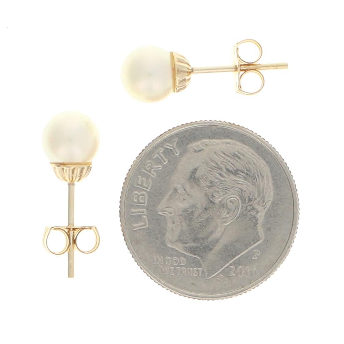 Yellow Gold Cultured Pearl Stud Earrings, 14k Pierced In Excellent Condition For Sale In Greensboro, NC
