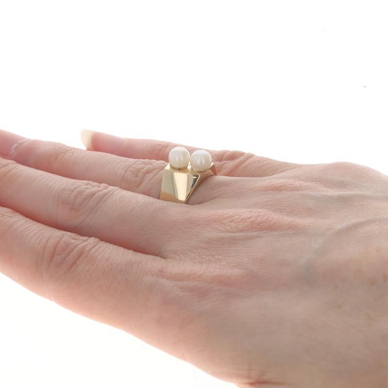 Bague à deux pierres en or jaune et perles de culture - 10 carats Pour femmes en vente