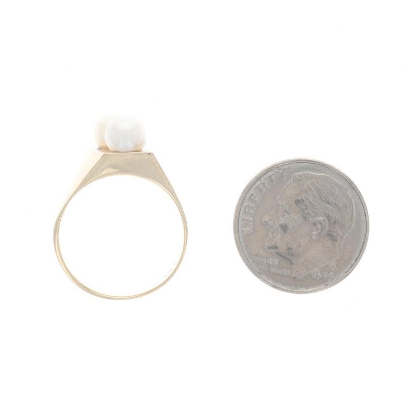 Bague à deux pierres en or jaune et perles de culture - 10 carats en vente 1