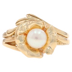 Yellow Gold Cultured Pearl Vintage Solitaire Ring - 14k Flower