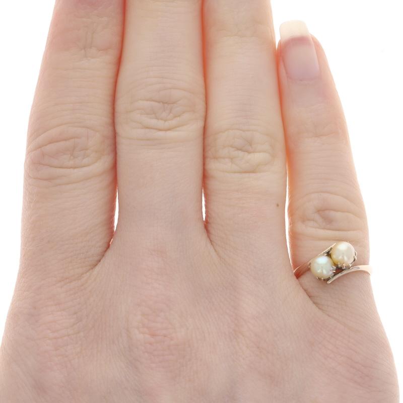 Bead Yellow Gold Cultured Pearl Vintage Two-Stone Bypass Ring - 10k