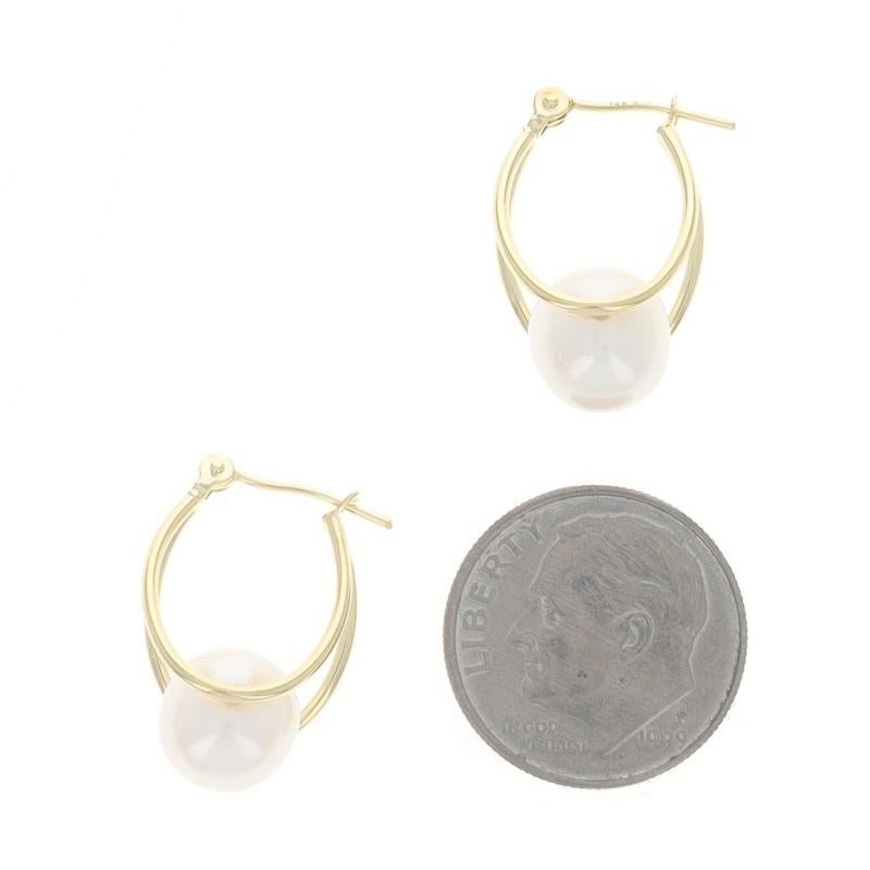 Yellow Gold Cultured Pearls Split Hoop Earrings 14k Pierced In Excellent Condition For Sale In Greensboro, NC