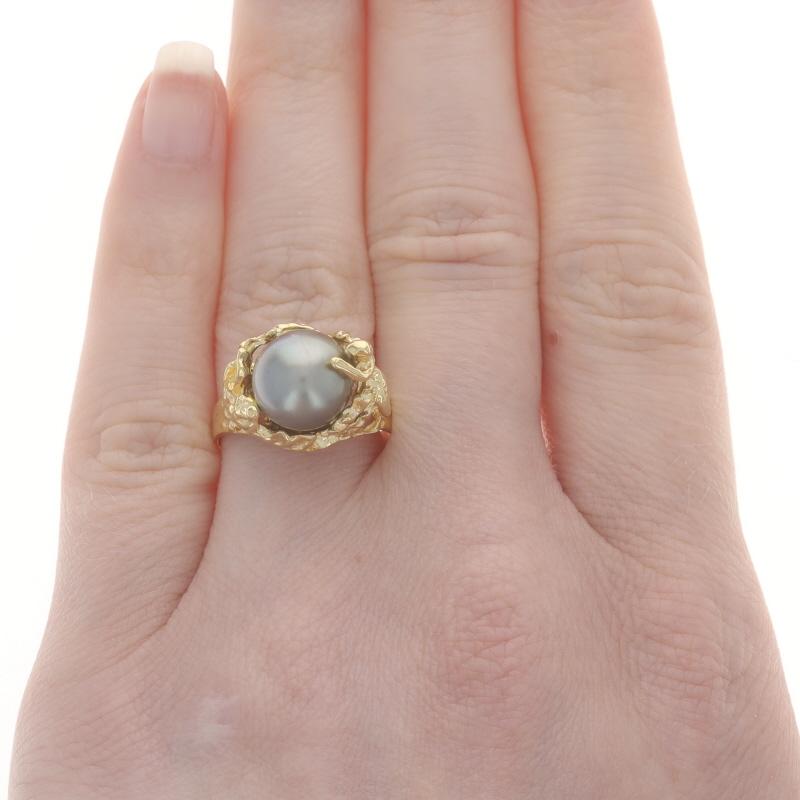 Bead Yellow Gold Cultured Tahitian Pearl Solitaire Ring - 18k Mermaid & Seashells For Sale