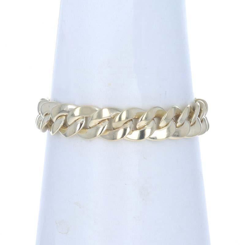 Contenu du métal : Or jaune 14k

Style de chaîne : Bordure
Style de bracelet : Chaîne
Type de fermeture : Fermoir à onglet avec deux fermoirs de sécurité latéraux

Mesures

Longueur : 7 1/4