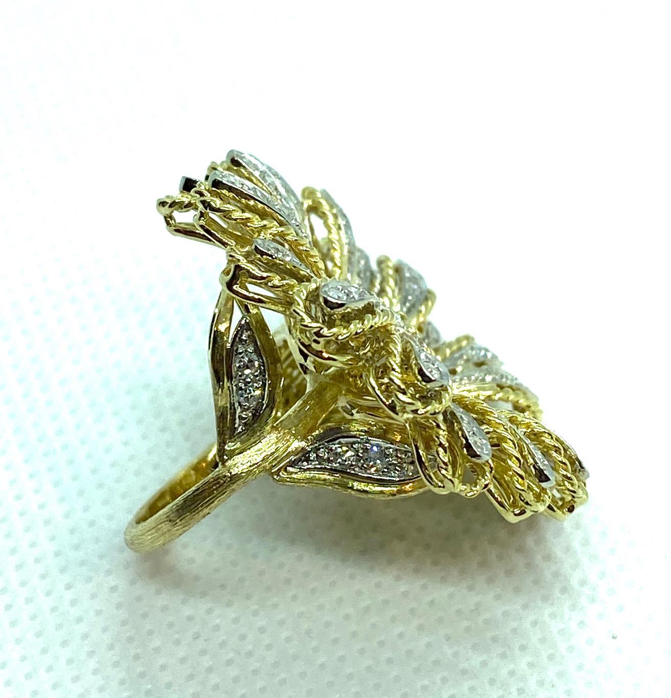 Artisan Yellow Gold Daisy Ring For Sale