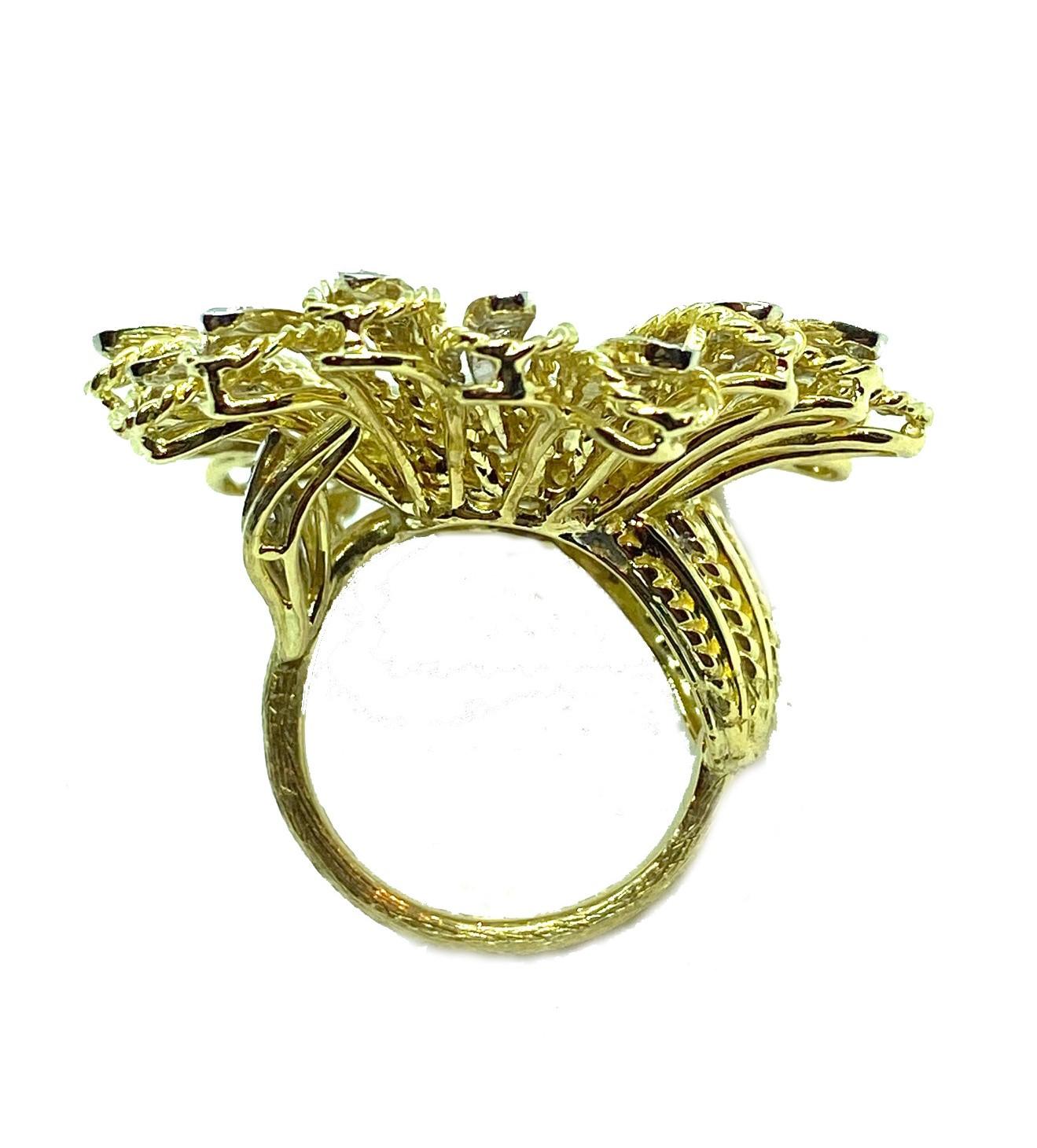 Yellow Gold Daisy Ring For Sale 1