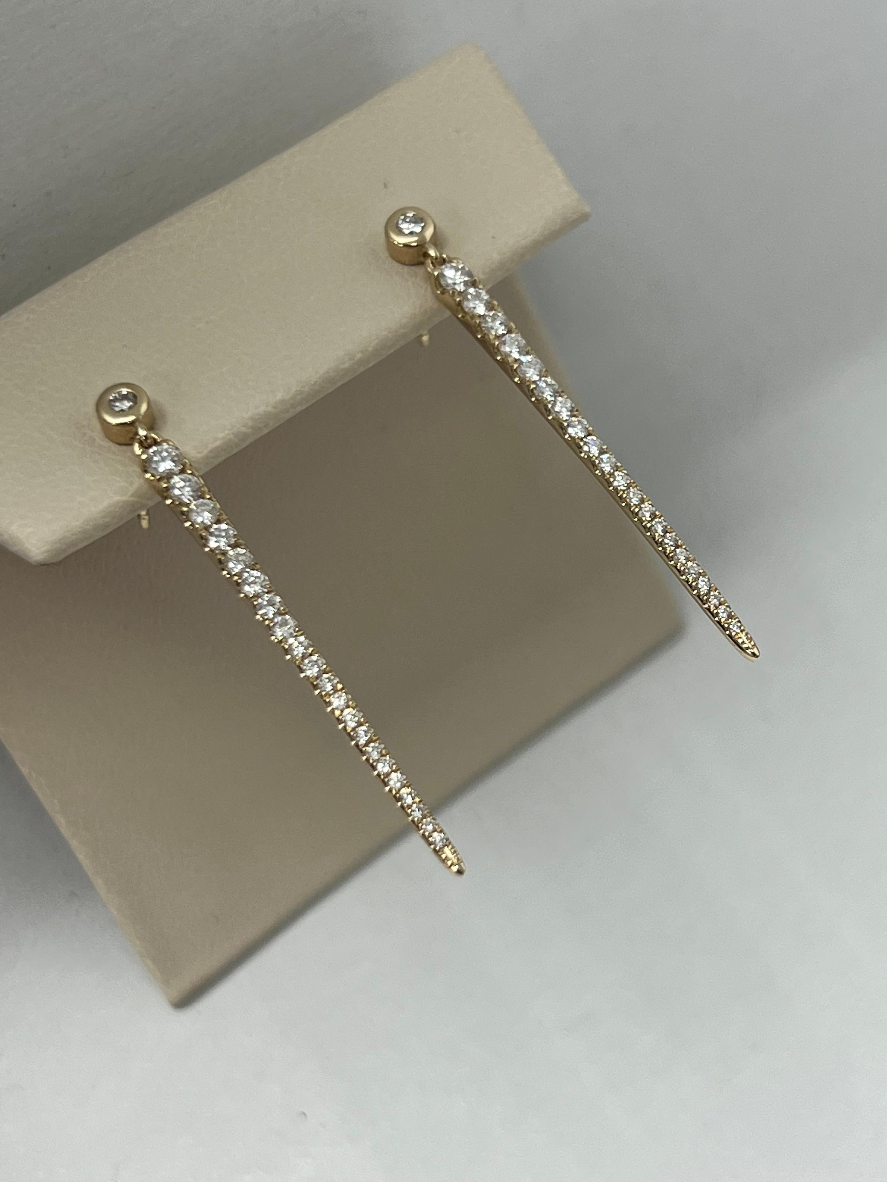 Contemporary Yellow Gold Dangle Diamond Earrings For Sale