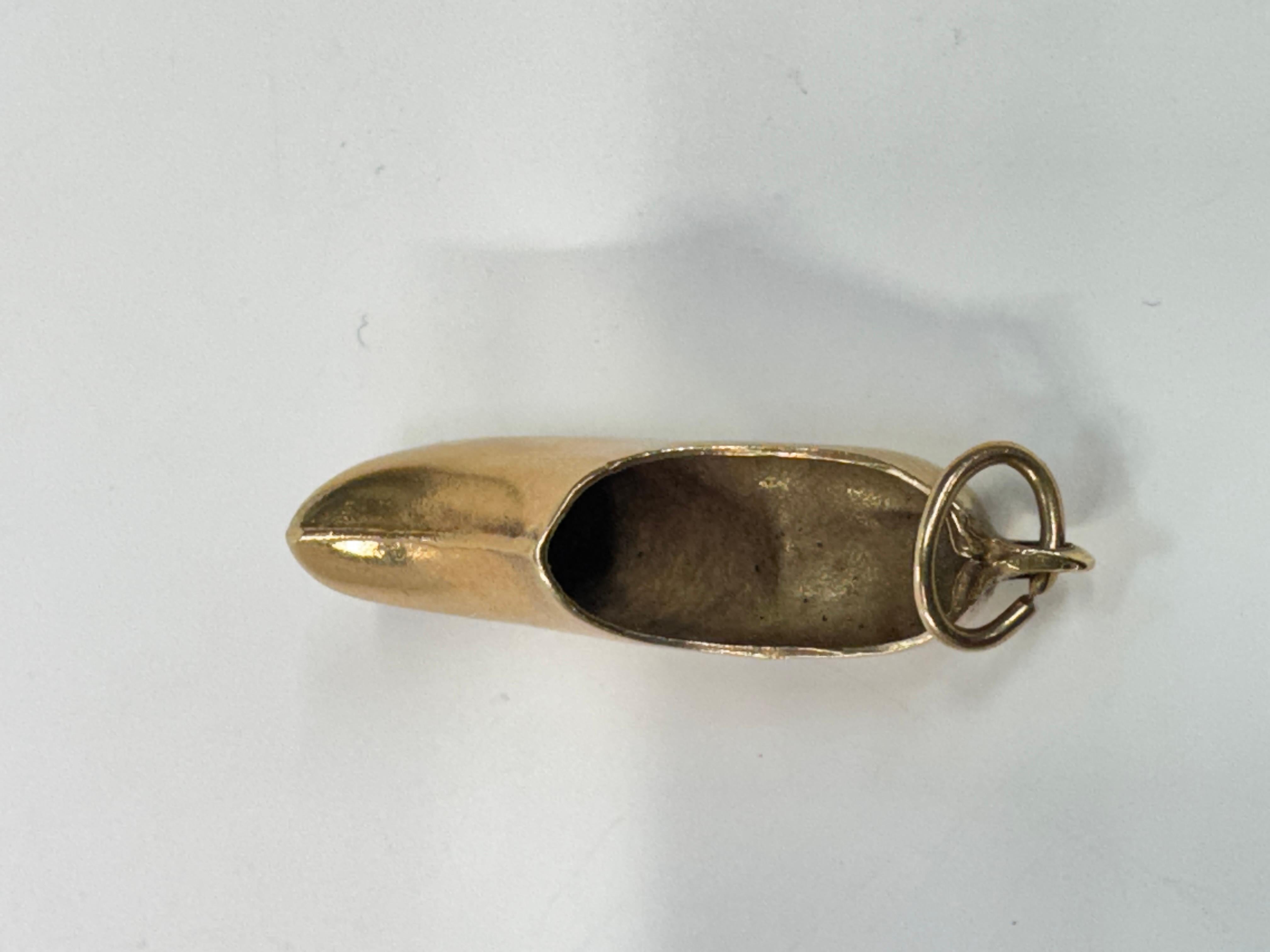 Pendentif sabot danois en or jaune Unisexe en vente