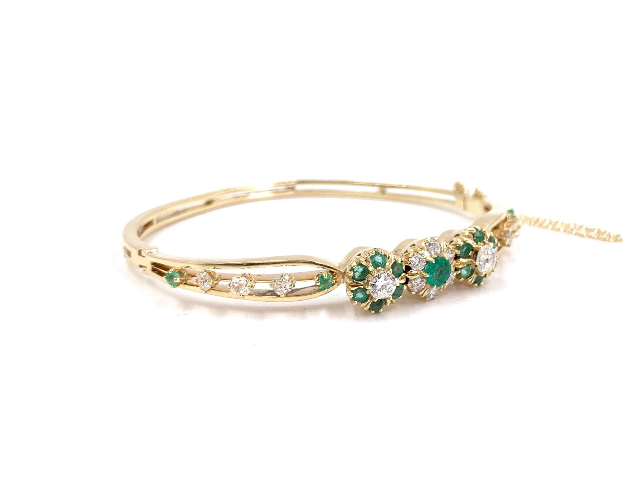 Round Cut Yellow Gold Diamond and Emerald Bangle Bracelet