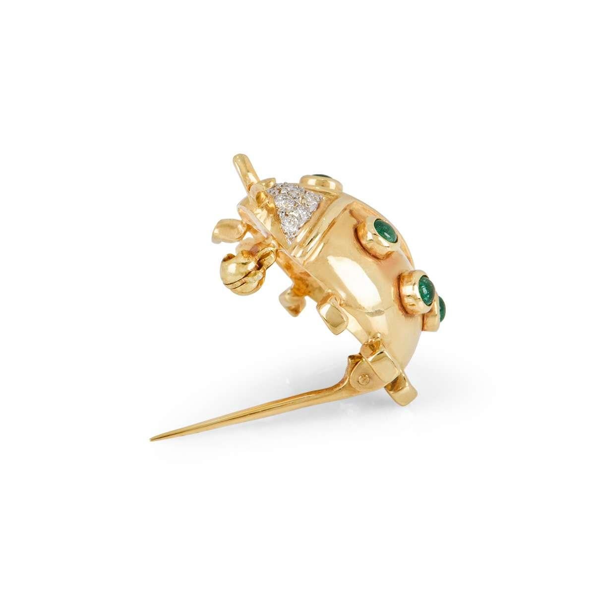 Yellow Gold Diamond and Emerald Ladybird Brooch In Excellent Condition For Sale In London, GB