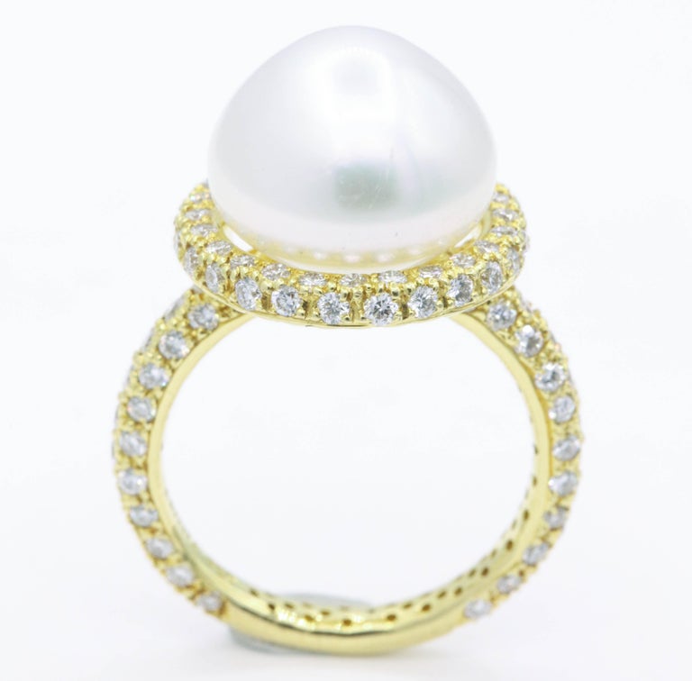 Yellow Gold Diamond and Pearl Ring, 1.57 Carat For Sale at 1stDibs