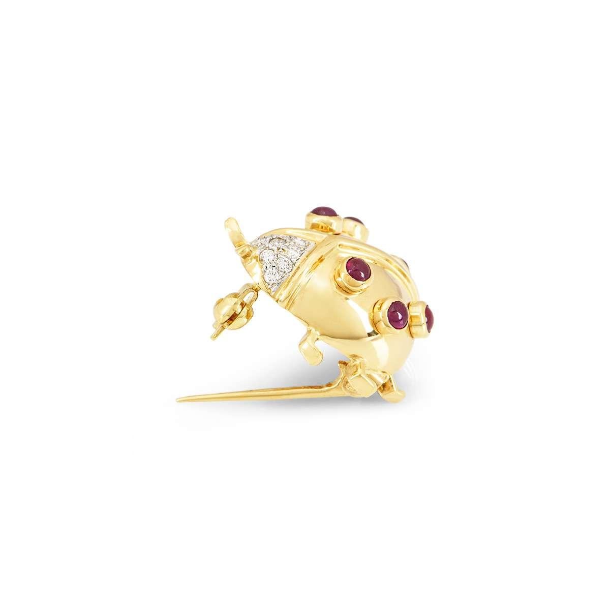 Yellow Gold Diamond and Ruby Ladybird Brooch In Excellent Condition For Sale In London, GB