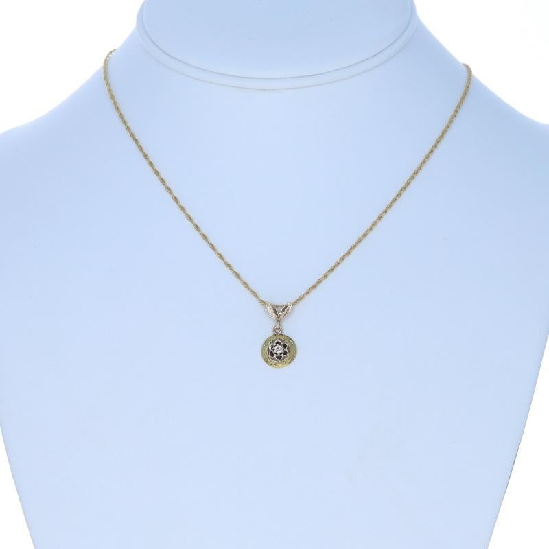 Taglio antico europeo Collana con ciondolo a fiore in oro giallo e diamanti Art Deco da 16