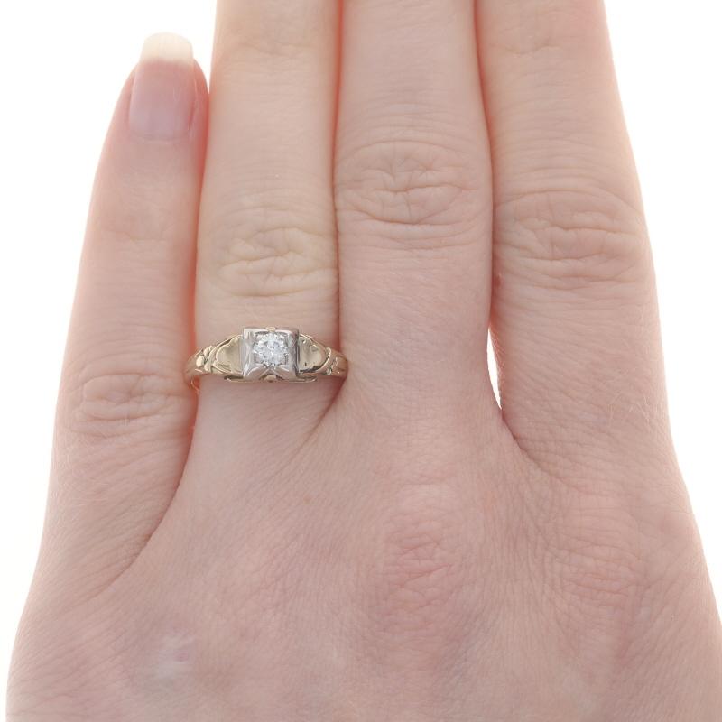 Taille vieille Europe Bague de fiançailles solitaire Art Deco en or jaune - 14k Euro .22ct Vintage en vente