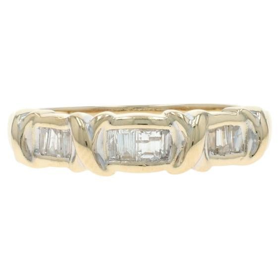 Anneau en or jaune avec diamant - 14k Baguette .50ctw Wedding Ring