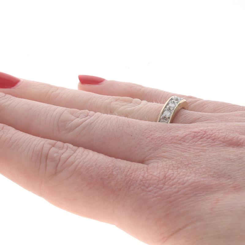 Bague en or jaune 14k avec diamant rond brillant 1.00ctw Pour femmes en vente