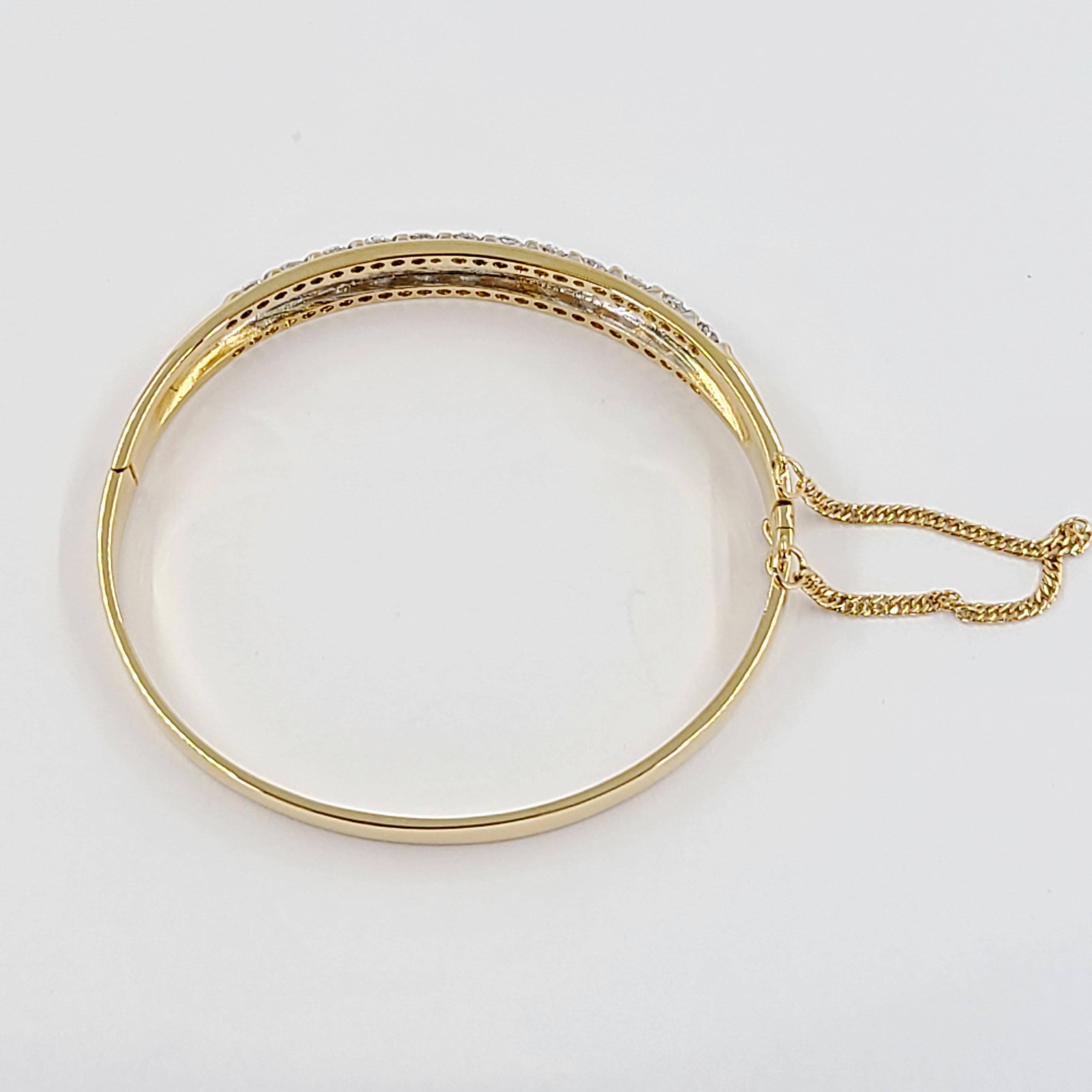 Round Cut Yellow Gold Diamond Bangle Bracelet