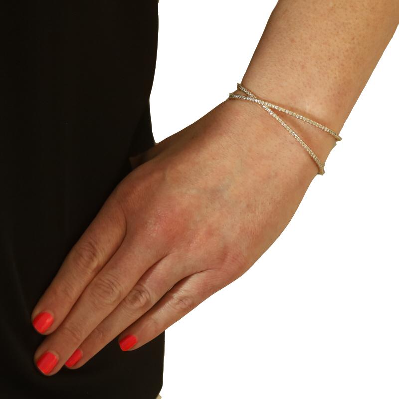 Taglio rotondo Bracciale crossover con diamanti in oro giallo da 6 1/2