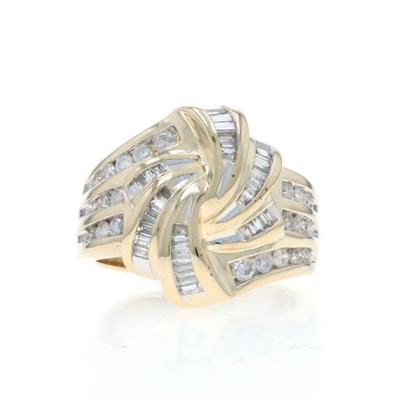 Dimensione: 7
Costo della taglia: Up 2 taglie per $50 o Down 1 taglia per $40

Contenuto del metallo: Oro giallo 14k

Informazioni su A. Stone

Diamanti naturali
Carati: 1.00ctw
Taglio: Brillante rotondo e Baguette
Colore: G - H
Chiarezza: I1 - I2 &