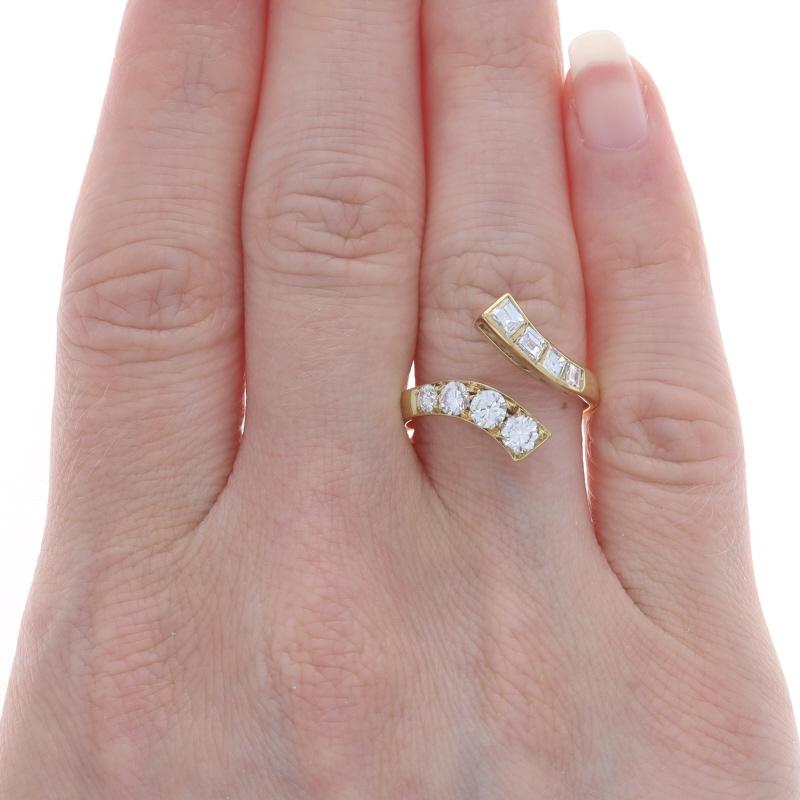 Round Cut Yellow Gold Diamond Bypass Band - 18k Round Brilliant 1.22ctw Adjustable Ring For Sale