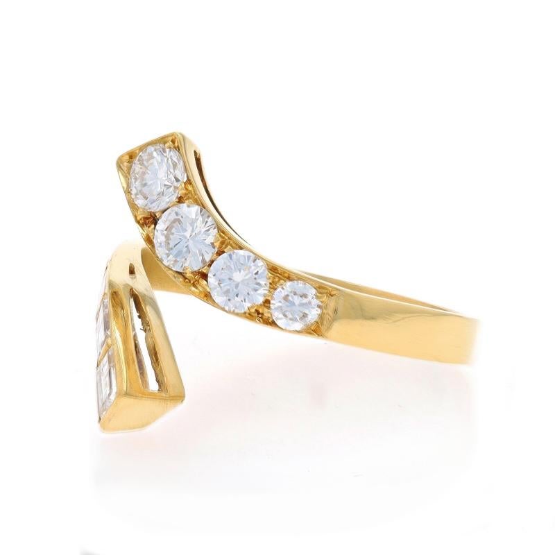 Yellow Gold Diamond Bypass Band - 18k Round Brilliant 1.22ctw Adjustable Ring In Excellent Condition For Sale In Greensboro, NC