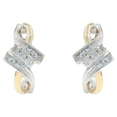 Orecchini con diamante bypass in oro giallo con gancio a J - 10k Rotondo e Baguette .20ctw