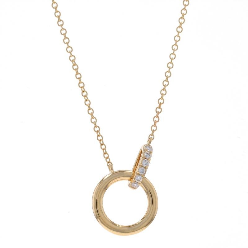 Metallgehalt: 14k Gelbgold

Informationen zu Stein
Natürliche Diamanten
Karat(e): .07ctw
Schliff: Runder Brillant
Farbe: G - H
Reinheit: VS1 - VS2

Kette Stil: Kabel
Halskette Stil: Kette
Verschluss-Typ: Karabinerhakenverschluss
Thema: