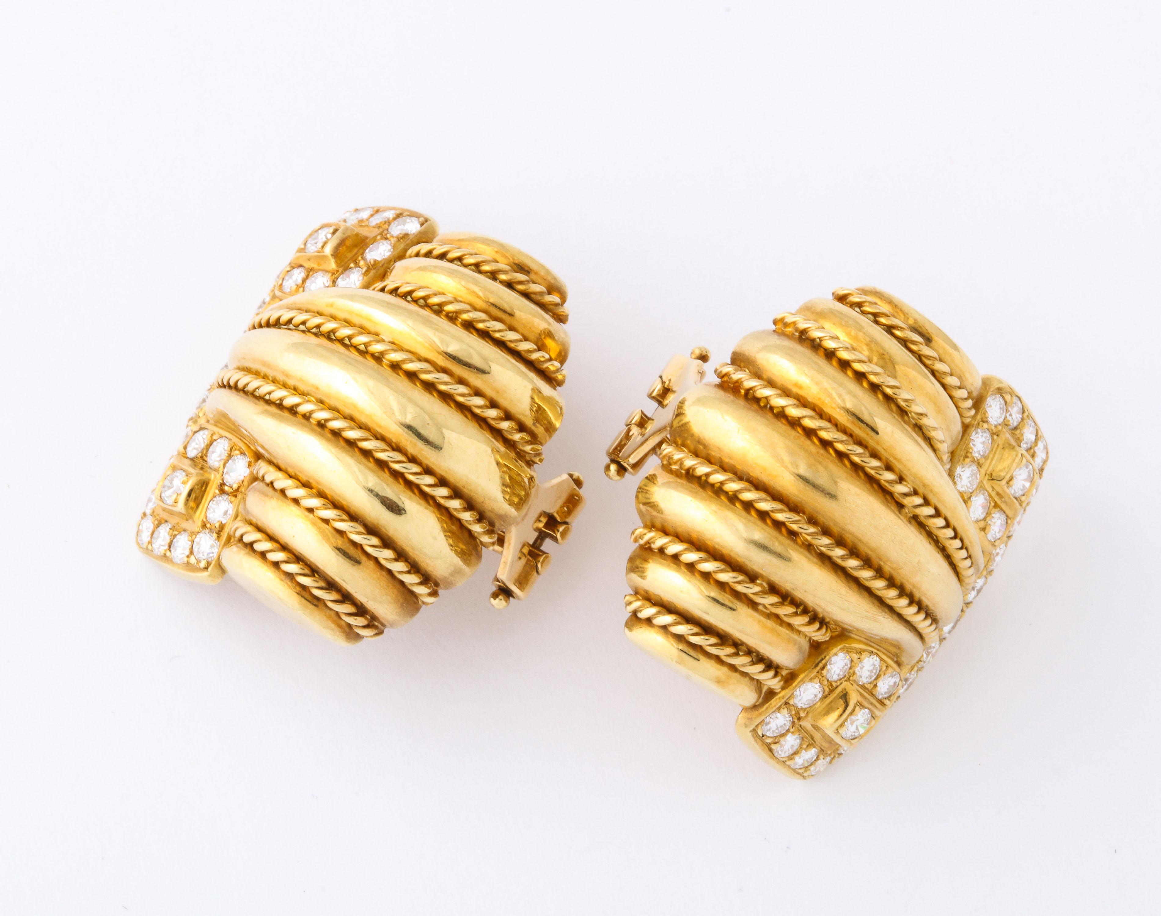 Yellow Gold & Diamond Clip On Earrings in Grecian Revival Style In Excellent Condition In New York, NY
