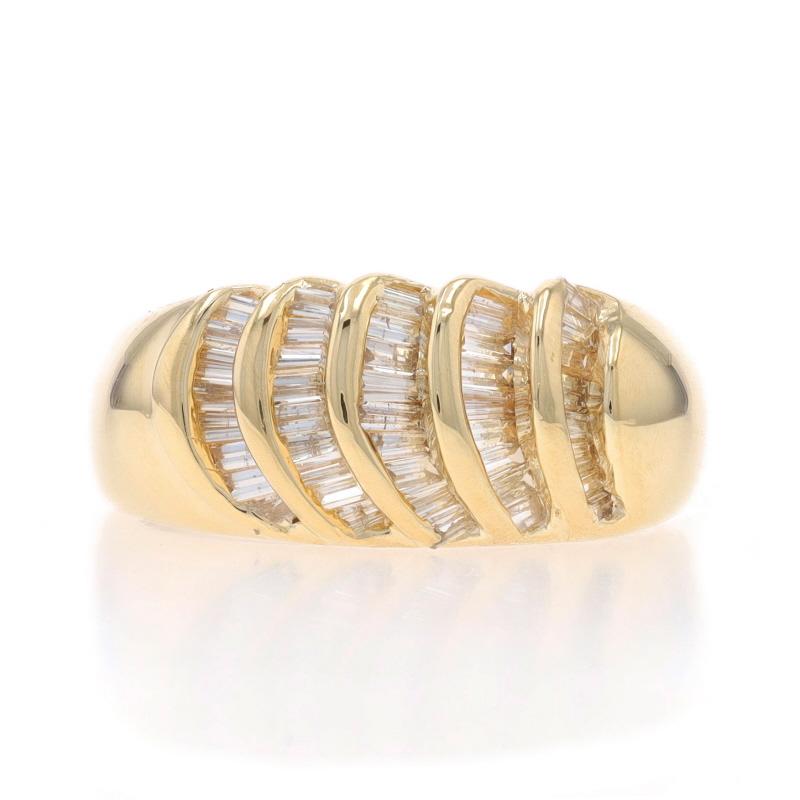 Taille : 6

Contenu du métal : Or jaune 14k

Informations sur les pierres

Diamants naturels
Carat(s) : .50ctw
Coupe : Baguette
Couleur : K - L.
Clarté : SI2 - I1

Total des carats : .50ctw

Style : Bandeau en forme de grappe
Thème :