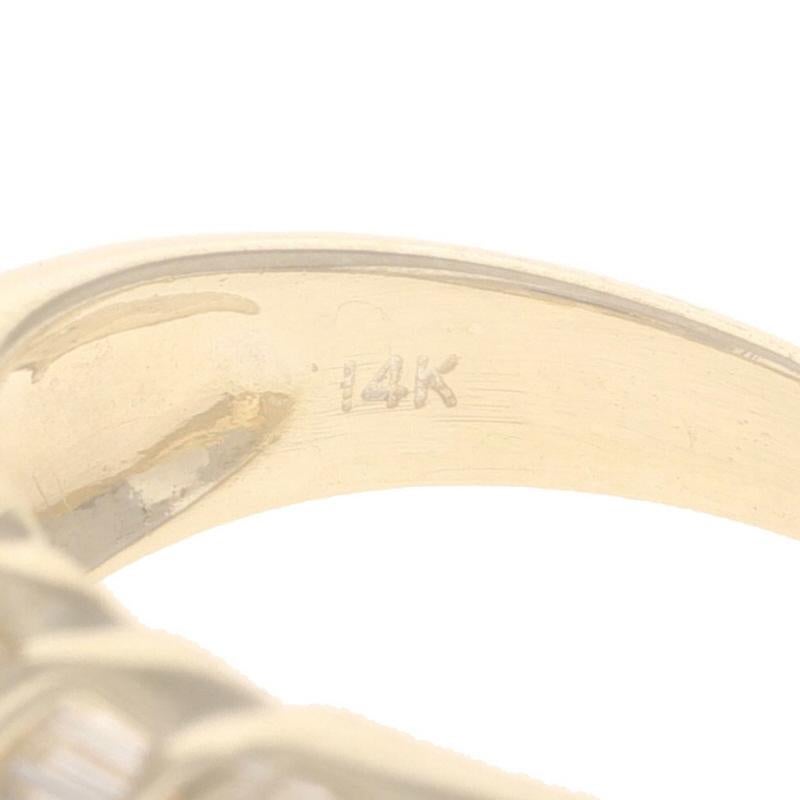 Bague éventail en or jaune avec diamants - 14k Baguette .50ctw Taille 6 en vente 1