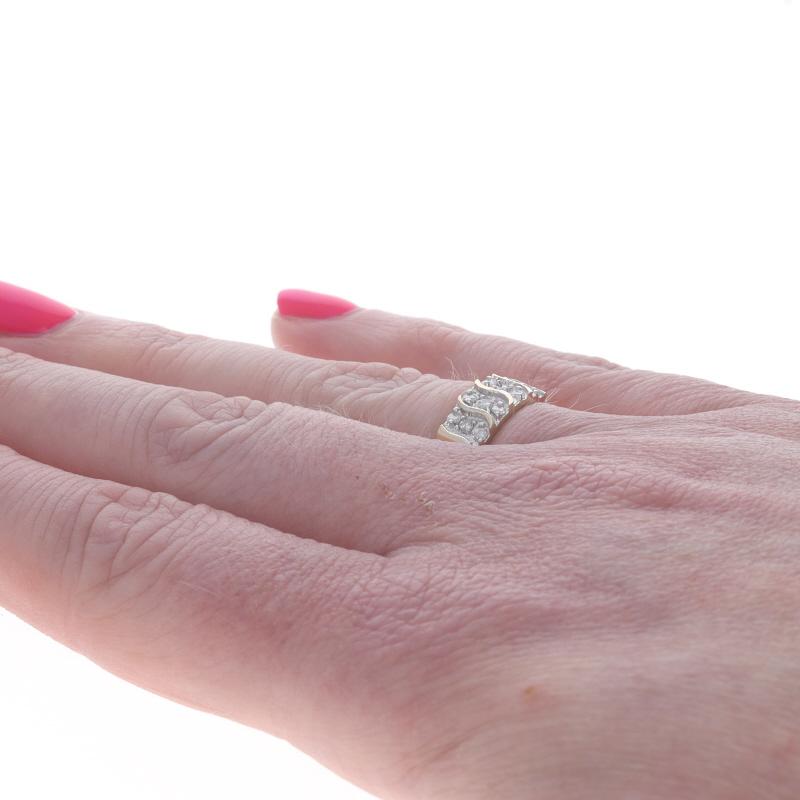 Gelbgold Diamant-Cluster-Band 14k Runde Brillant .25ctw Ring Damen im Angebot